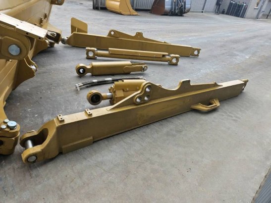 CAT D8R D8R 2026 1 image 7