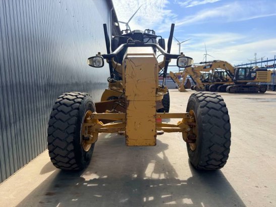 CAT 140M2 140M2 2014 2 Motor graders image 7