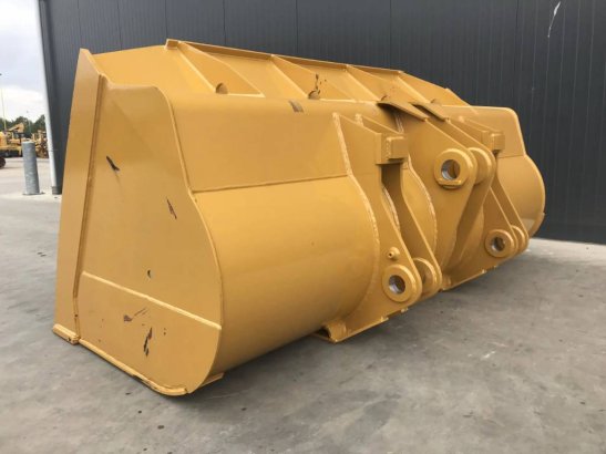 CAT 938M 262 2026 1 image 7