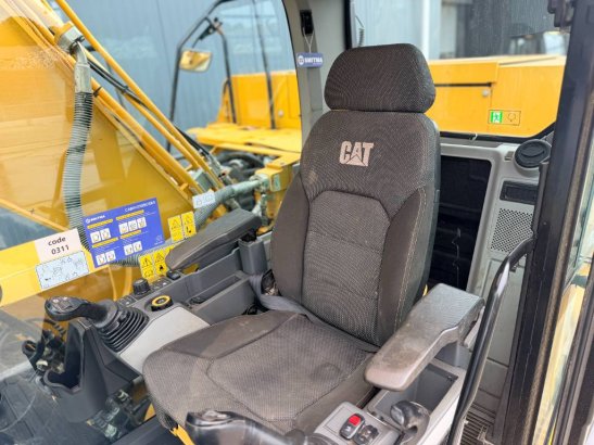 CAT 320 07C | NEW UNDERCARRIAGE 33 2020 2 Crawler Excavators image 7
