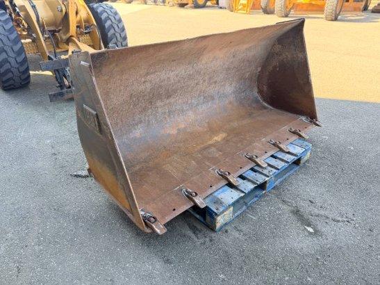 CAT 908M | NEW TYRES 908M | NEW TYRES 2017 2 Wheel Loaders image 7