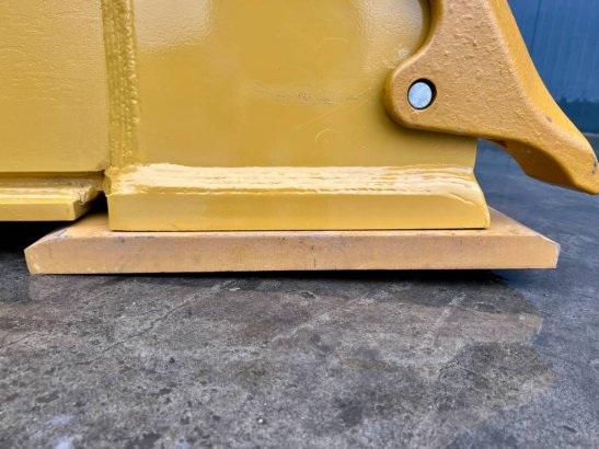 CAT 980H incl. cutting edge + side protectors 257 2026 1 image 7
