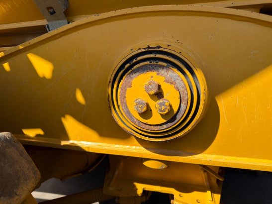 Bell B25E | 2100 hours! B25E | 2100 hours! 2014 2 Articulated Dump Trucks image 7