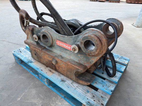 OilQuick OQ80 - M318D / M320F / M322D / 320D / 320E / 323D OilQuick OQ80 - M318D / M320F / M322D / 320D / 320E / 323D 2016...