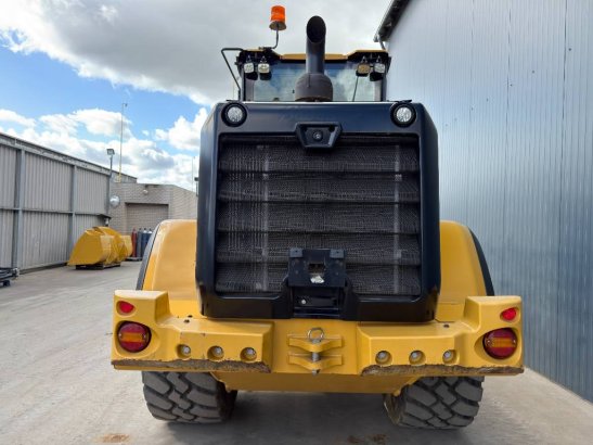 CAT 926M - 990 HOURS - FORKS - 3rd VALVE 926M - 990 HOURS - FORKS - 3rd VALVE 2018 2 Wheel Loaders image 7