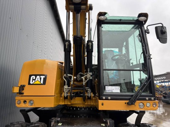 CAT M318F M318F 2015 2 Wheeled Excavators image 8