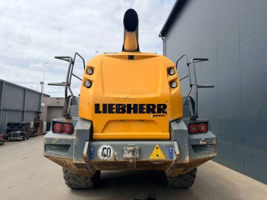Liebherr L550 Xpower L550 Xpower 2016 2 Wheel Loaders image 8