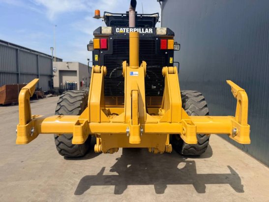 CAT 140M AWD | LOW HOURS 483 2011 2 Motor graders image 8
