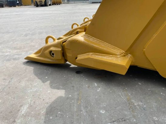 CAT 988K 265 2026 1 image 8
