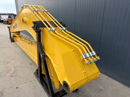 Komatsu PC220 18m set Long Reach Equipment PC220 18m set Long Reach Equipment 2026 1 image 8