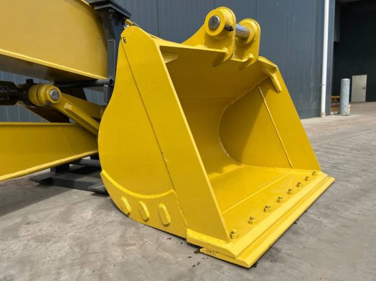 Komatsu PC240 18m set Long Reach Equipment PC240 18m set Long Reach Equipment 2026 1 image 20