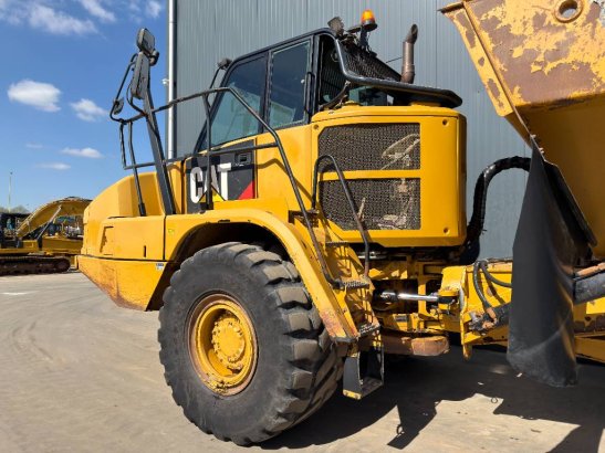 CAT 730C2 730C2 2016 2 Articulated Dump Trucks image 8