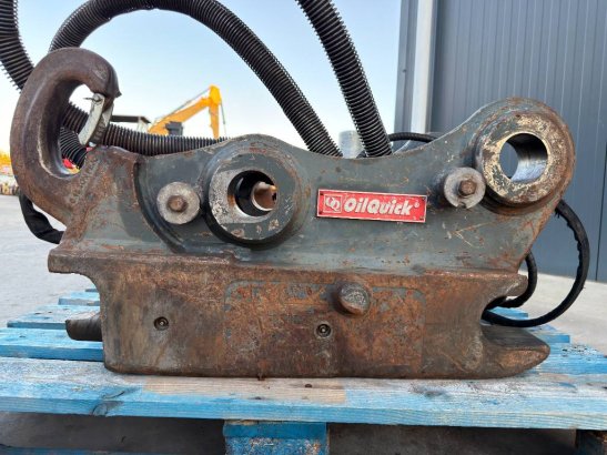 OilQuick OQ80 - M318D / M320F / M322D / 320D / 320E / 323D OilQuick OQ80 - M318D / M320F / M322D / 320D / 320E / 323D 2016...