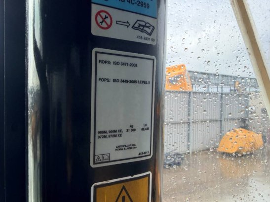 CAT 966M 261 2015 2 Wheel Loaders image 8