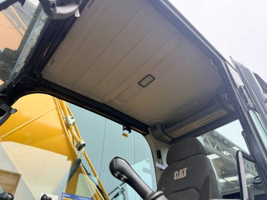 CAT 320 07C | NEW UNDERCARRIAGE 33 2020 2 Crawler Excavators image 9