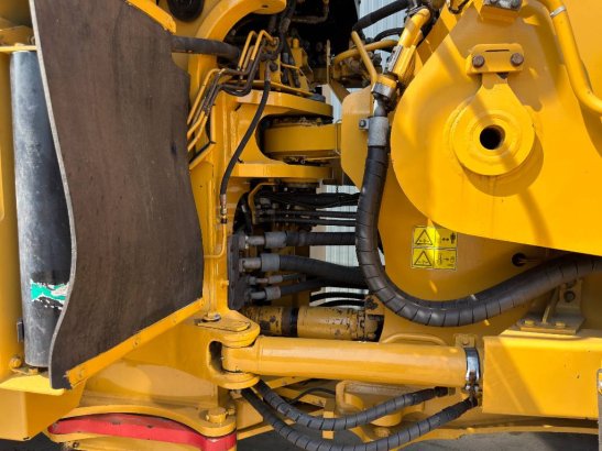 CAT 988K 265 2019 2 Wheel Loaders image 9