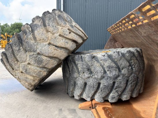 CAT 990H 990H 2007 2 Wheel Loaders image 9