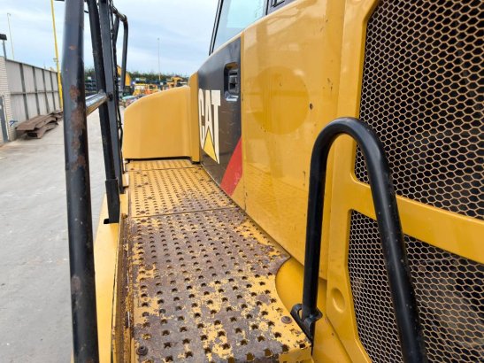 CAT 730C2 730C2 2016 2 Articulated Dump Trucks image 39