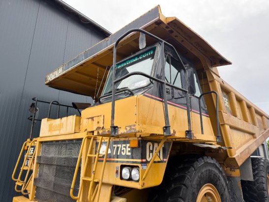 CAT 775E 775E 2005 2 Dump Truck image 9