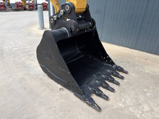 CAT M318F M318F 2015 2 Wheeled Excavators image 9