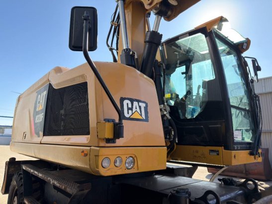 CAT M320F M320F 2014 2 Wheeled Excavators image 9