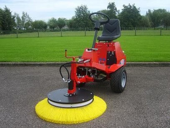 Motor veegmachine GS typhoon MOTOR veegmachine GS typhoon 1