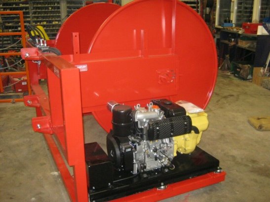 AGM haspel met pomp AGM haspel met pomp 1