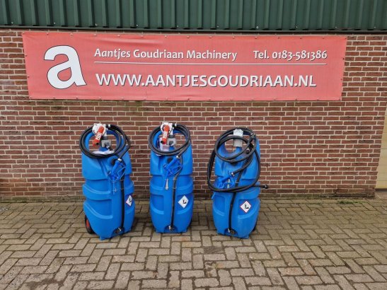 Mobiele kunststof tank voor AdBlue Mobiele kunststof tank voor AdBlue 1