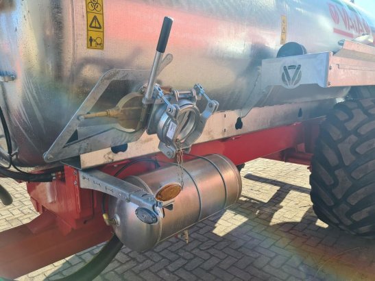 Vaia waterwagen MB 100 Vaia waterwagen MB 100 2024 1 image 10