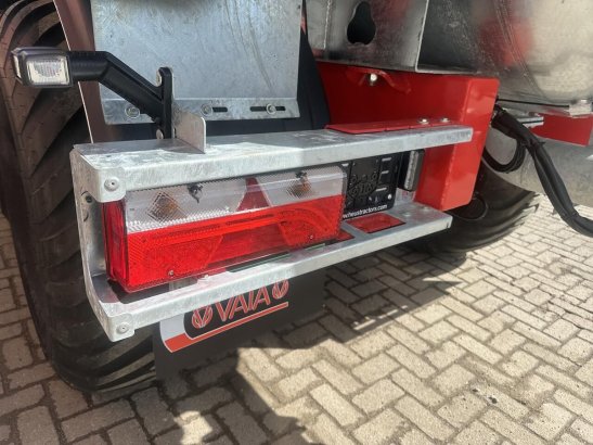 Vaia MB100 watertank met 8'' zuigarm - Nieuw Vaia MB100 watertank met 8'' zuigarm - Nieuw 2025 1 image 11