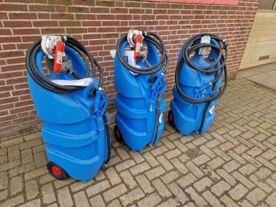 Mobiele kunststof tank voor AdBlue Mobiele kunststof tank voor AdBlue 1 image 2