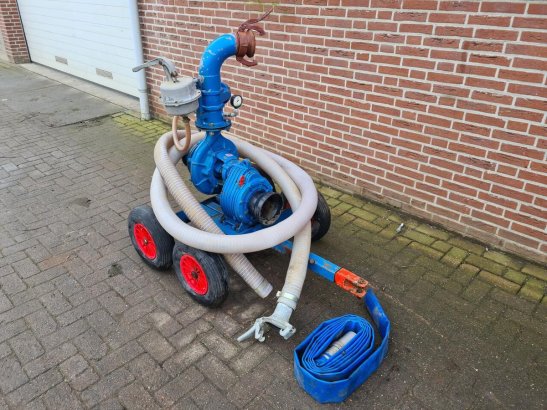 Pompset op wielstel Pompset op wielstel 2020 2 image 2