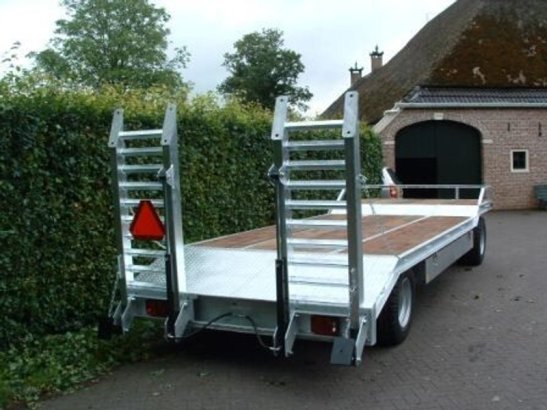 Semie dieplader gegalvaniseerd semie dieplader gegalvaniseerd 1 Lowloader trailers image 2