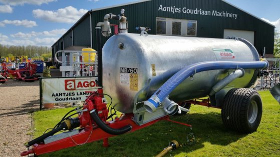 Watertank met haspel Watertank met haspel 1 image 2