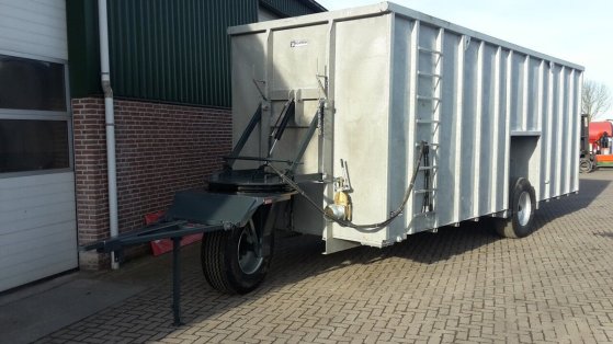Mestcontainer met neuswiel Mestcontainer met neuswiel 1 image 7