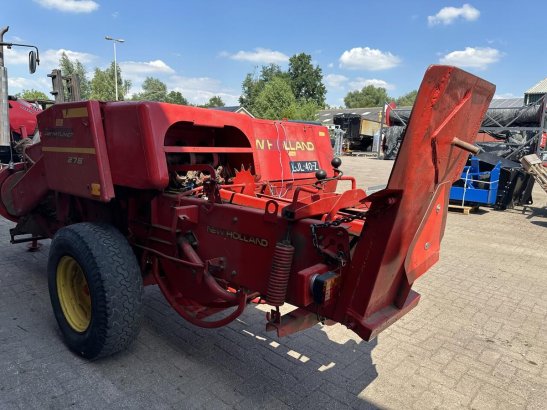 New Holland 276 276 1970 2 image 3