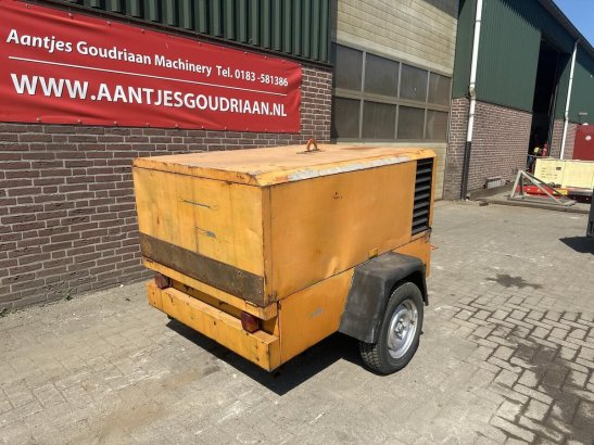 Lucht compressor Mannesmann Demag - Gebruikt lucht compressor Mannesmann Demag - Gebruikt 1981 2 Compressors image 3