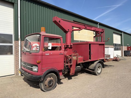 Mercedes-Benz 1974 2 image 3