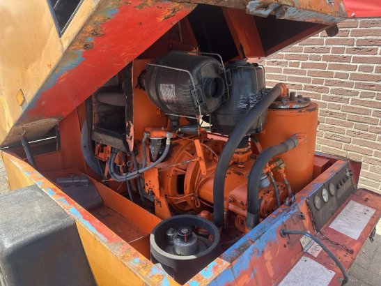 Lucht compressor Mannesmann Demag - Gebruikt lucht compressor Mannesmann Demag - Gebruikt 1981 2 Compressors image 4