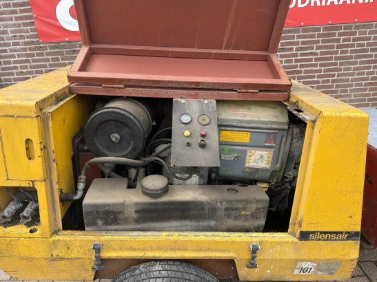 Onbekend 2 Compressors image 4
