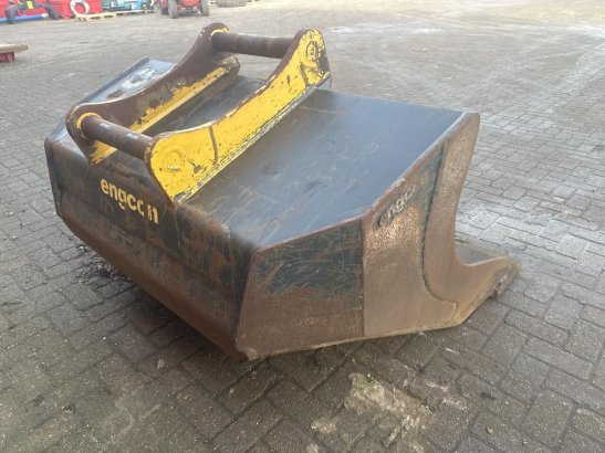 Engcon slotenbak S70 - Gebruikt Engcon slotenbak S70 - Gebruikt 2 image 5