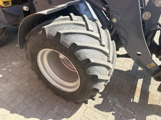 Eurotrac W13 CF W13 CF 2020 2 image 6