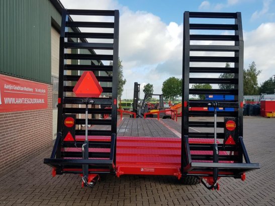 AGM Oprijwagen AGM Oprijwagen 2020 1 Lowloader trailers image 6