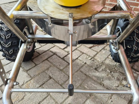 Zoutstrooier SW 300 met PE-bak Zoutstrooier SW 300 met PE-bak 2021 1 image 14
