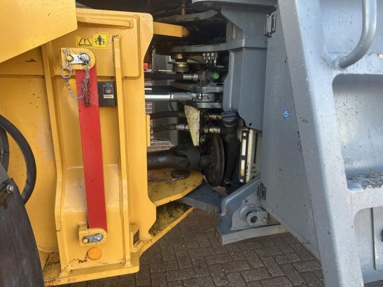 Liebherr 566 XPower 566 XPower 2017 1 Wheel Loaders image 4