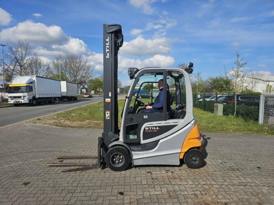 Still RX60-30 RX60-30 2017 2 Forklift