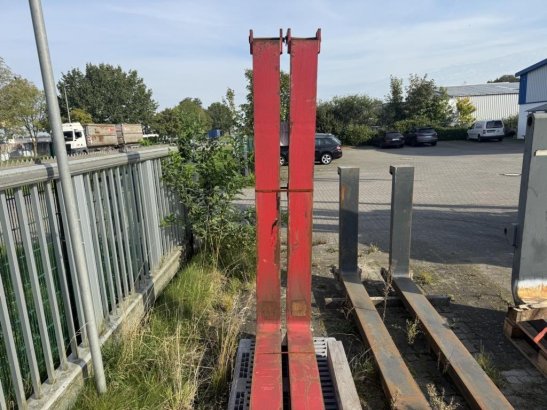 CVS Ferrari 16to-1200 CVS Ferrari 16to-1200 2003 2