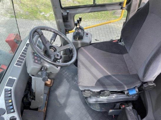 Kalmar DCE150-12 DCE150-12 2011 2 Forklift image 9