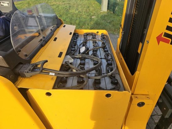 Jungheinrich ETVQ20 ETVQ20 2010 2 Forklift image 11