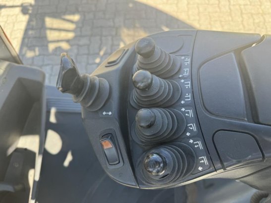 Linde H30D-02 H30D-02 2014 2 Forklift image 10